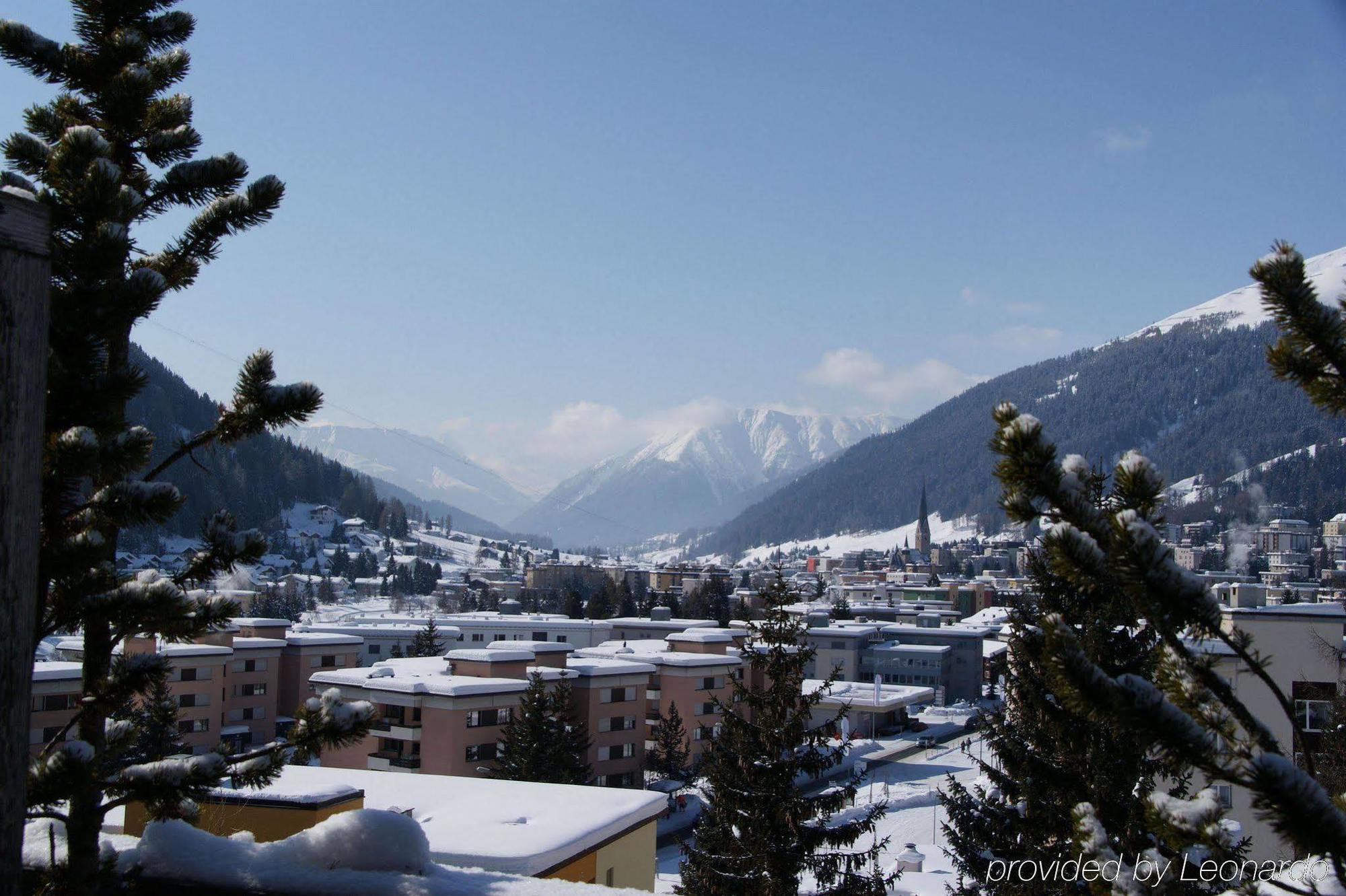 Casanna Hotel Davos City Center Exterior photo